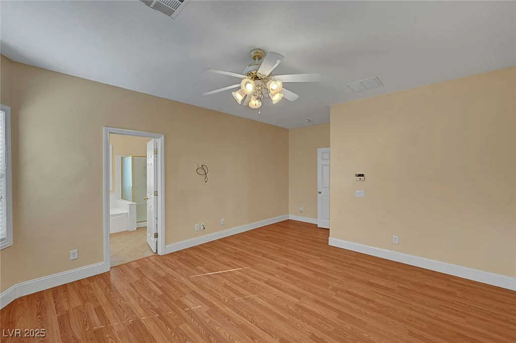 4593 Weitzman, Las Vegas, NV 89141