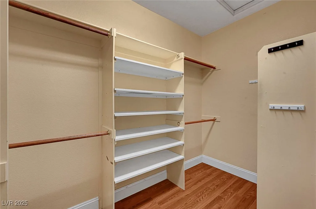 4593 Weitzman, Las Vegas, NV 89141