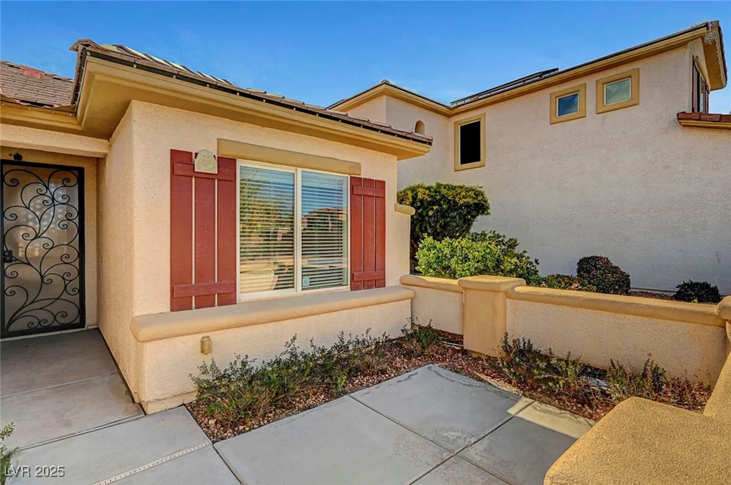 4593 Weitzman, Las Vegas, NV 89141