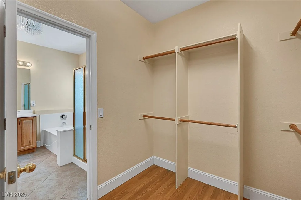 4593 Weitzman, Las Vegas, NV 89141