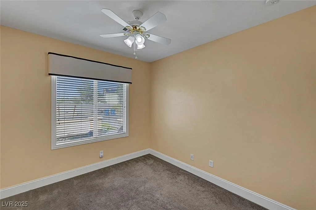 4593 Weitzman, Las Vegas, NV 89141