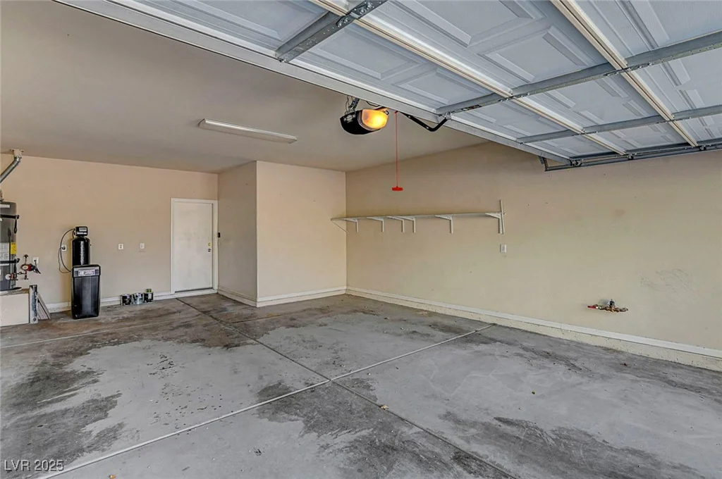 4593 Weitzman, Las Vegas, NV 89141