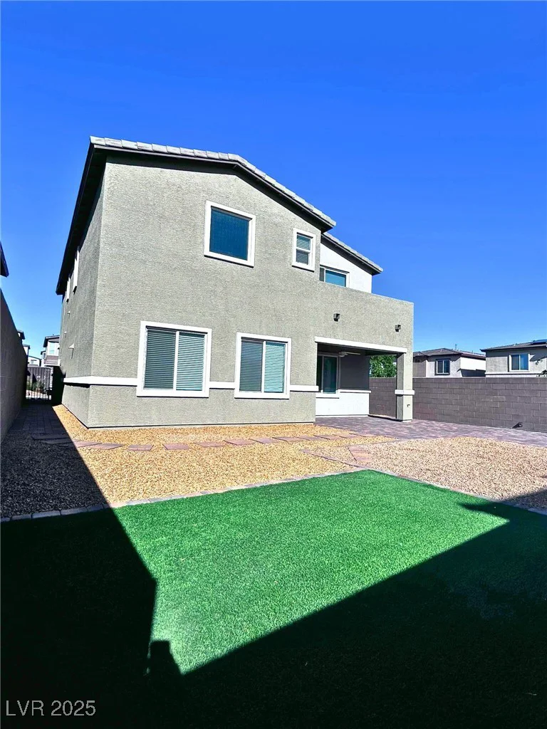 290 Mount Williamson, Henderson, NV 89015
