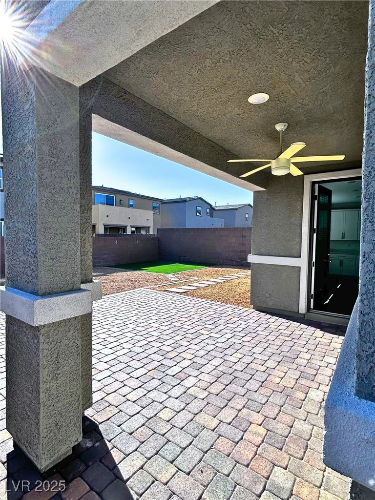 290 Mount Williamson, Henderson, NV 89015
