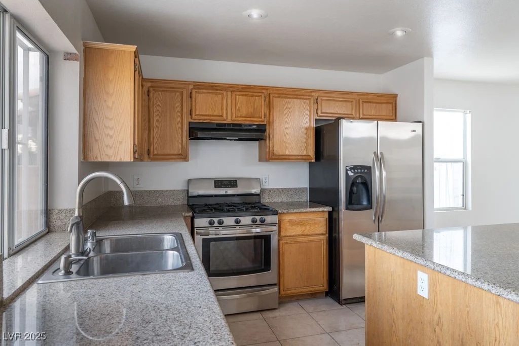 6276 Back Woods, Las Vegas, NV 89142