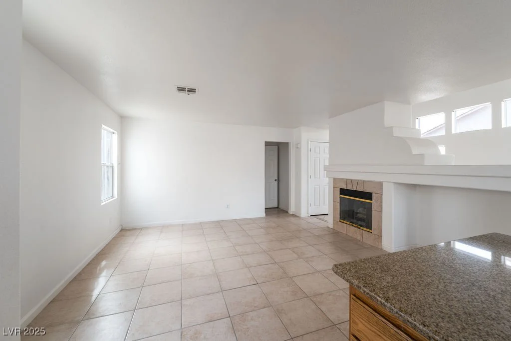 6276 Back Woods, Las Vegas, NV 89142