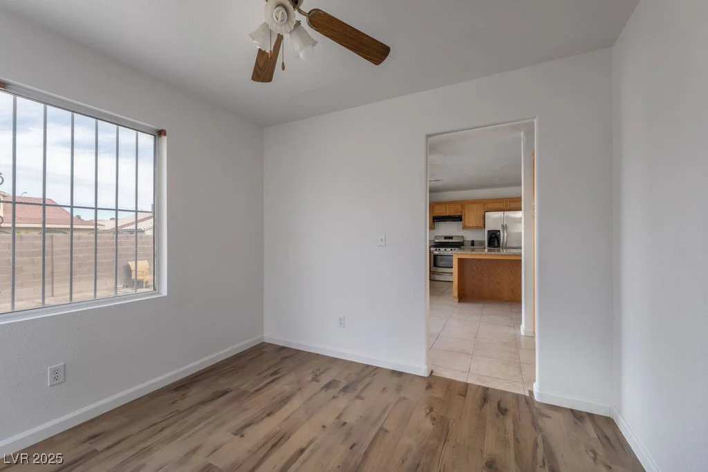 6276 Back Woods, Las Vegas, NV 89142