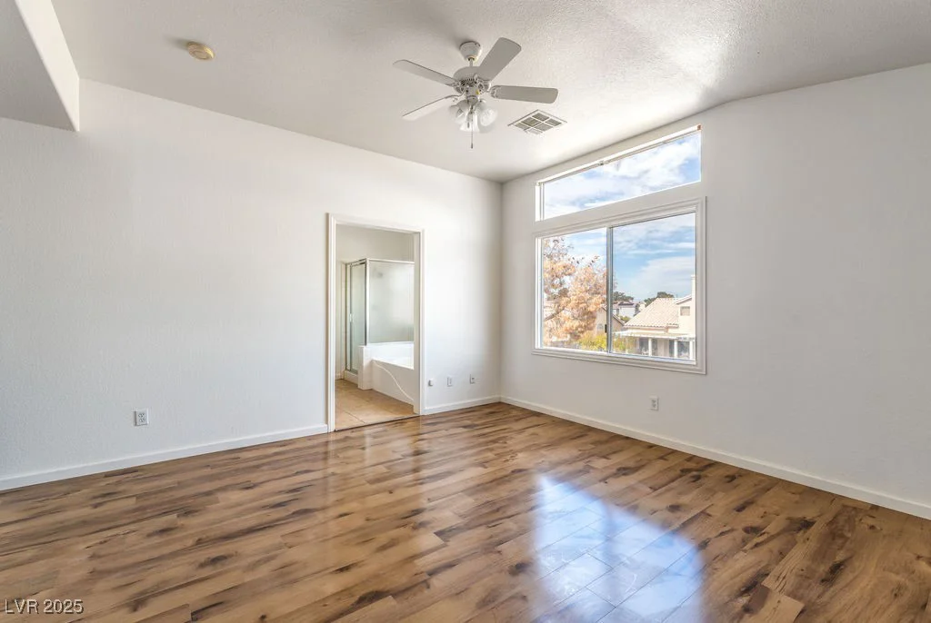 6276 Back Woods, Las Vegas, NV 89142