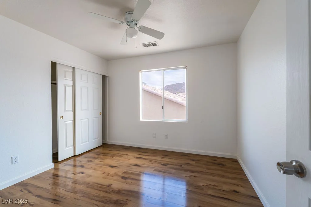 6276 Back Woods, Las Vegas, NV 89142