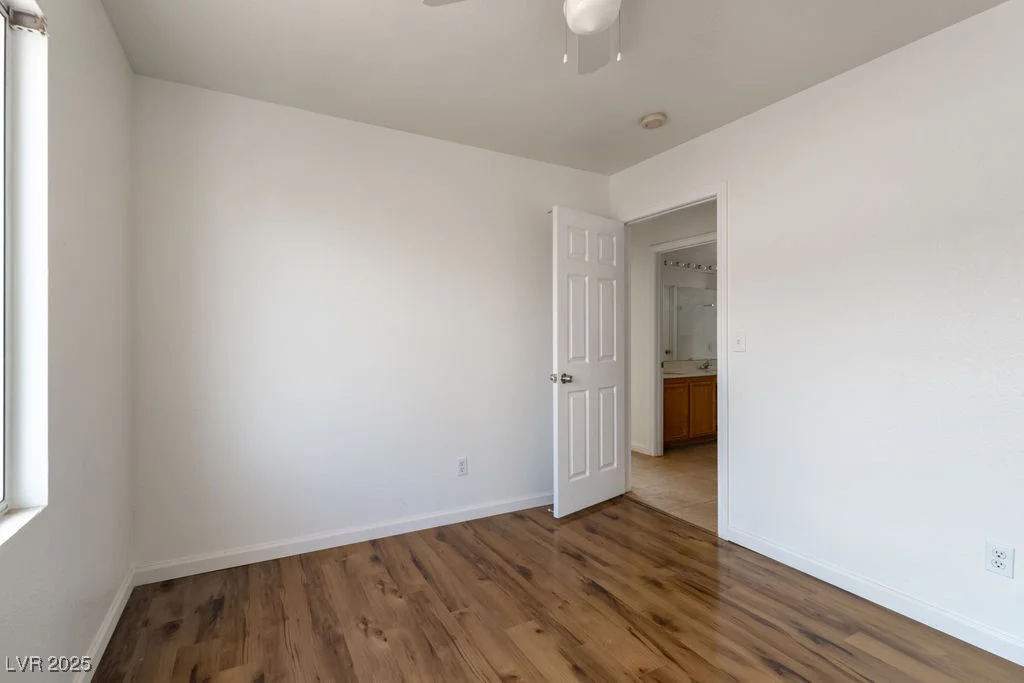 6276 Back Woods, Las Vegas, NV 89142