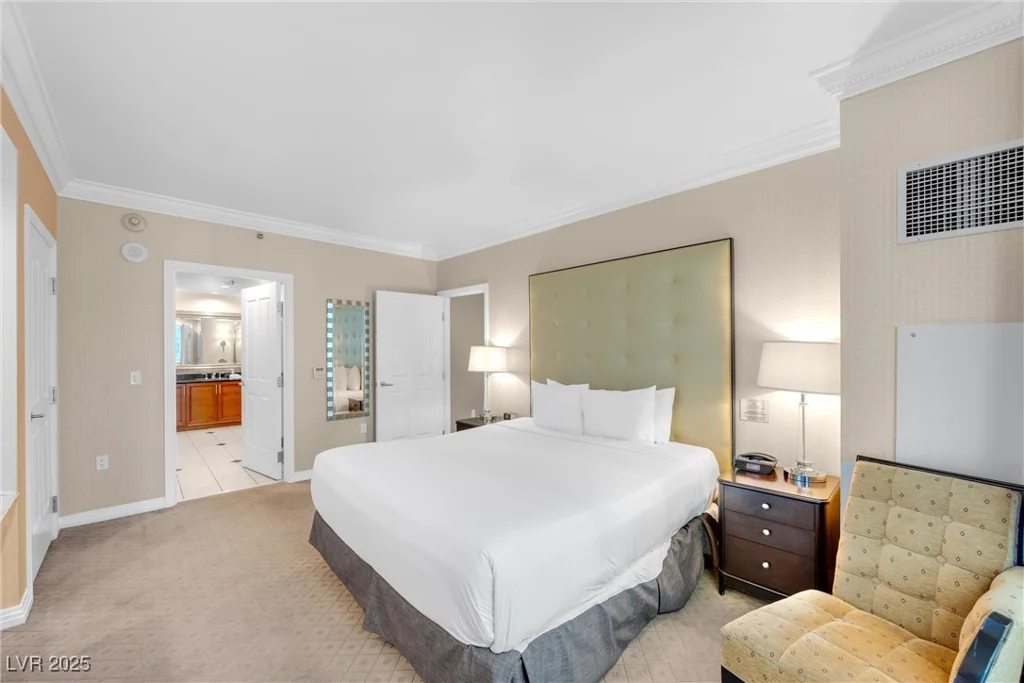 135 Harmon, Las Vegas, NV 89109