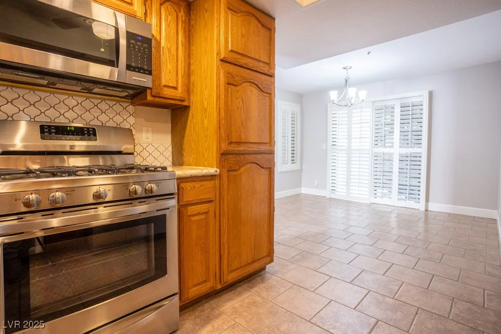 2611 Durango, Las Vegas, NV 89117