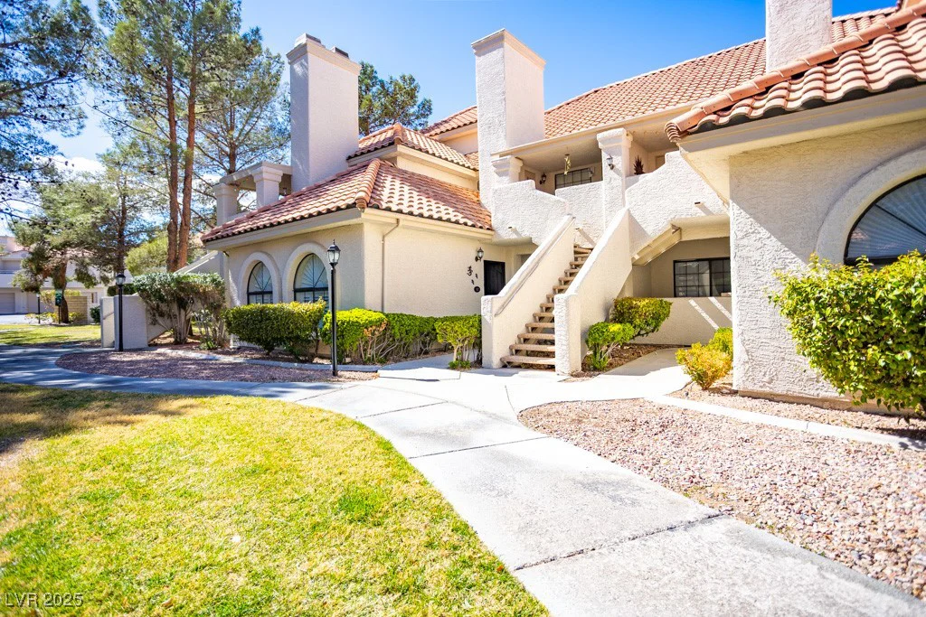 2611 Durango, Las Vegas, NV 89117
