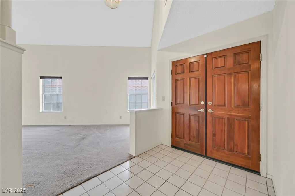 15 Richland Acres, Henderson, NV 89074