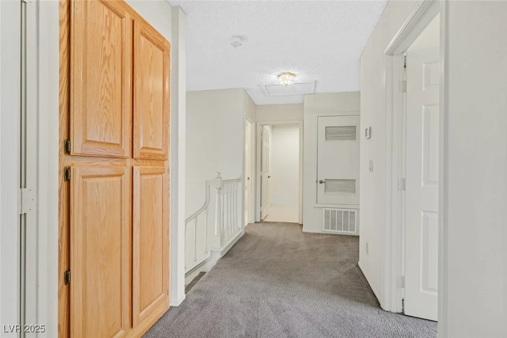 15 Richland Acres, Henderson, NV 89074