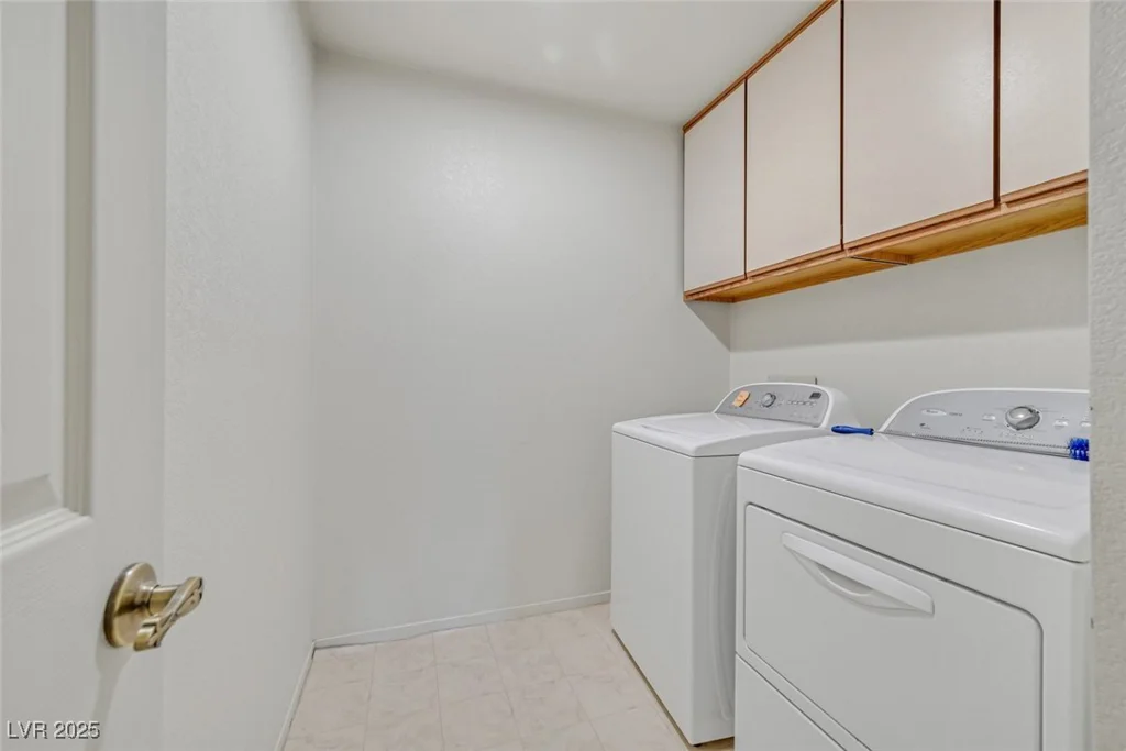 15 Richland Acres, Henderson, NV 89074
