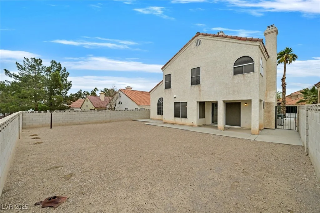 15 Richland Acres, Henderson, NV 89074