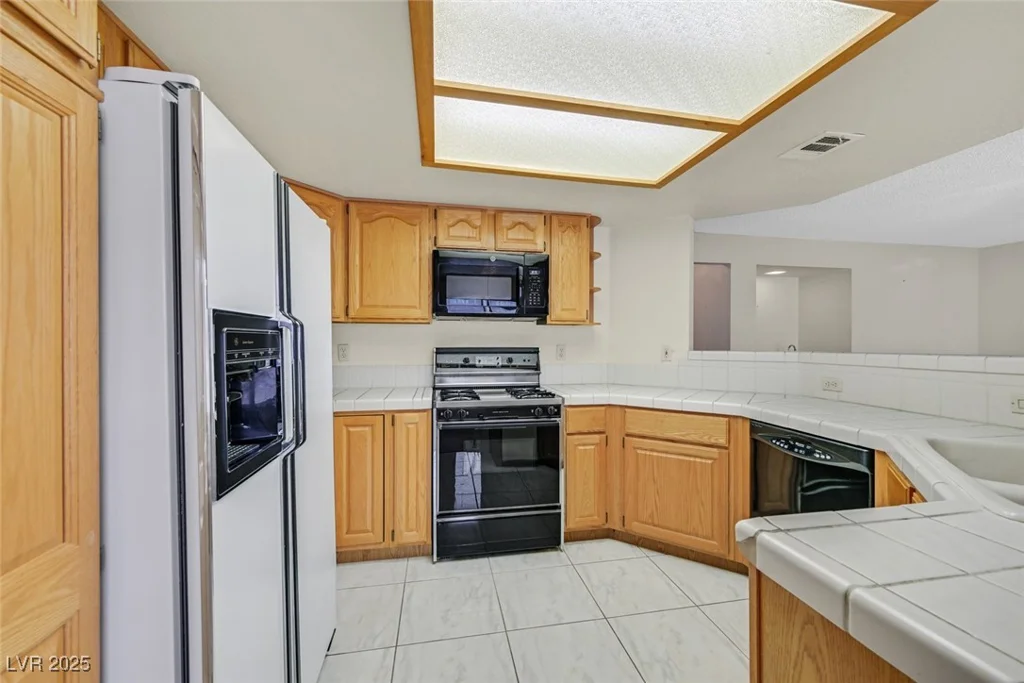 15 Richland Acres, Henderson, NV 89074