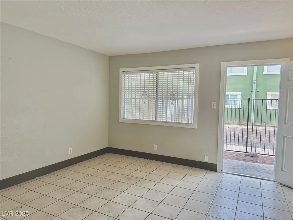 520 13th, Las Vegas, NV 89101