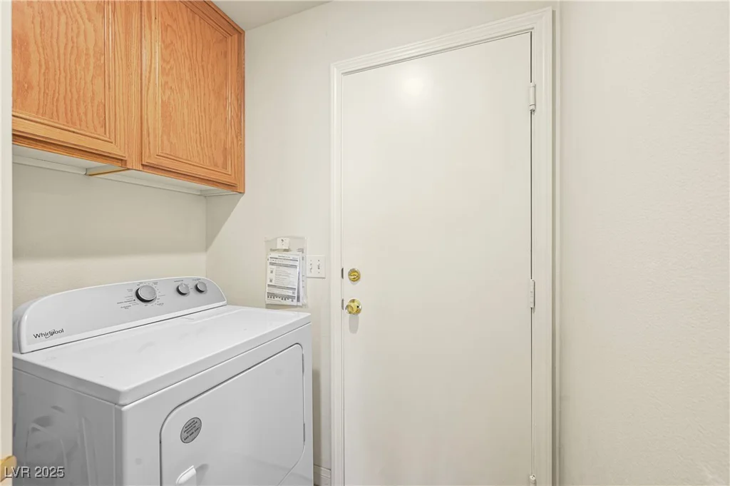 1712 Warrenville, Las Vegas, NV 89117