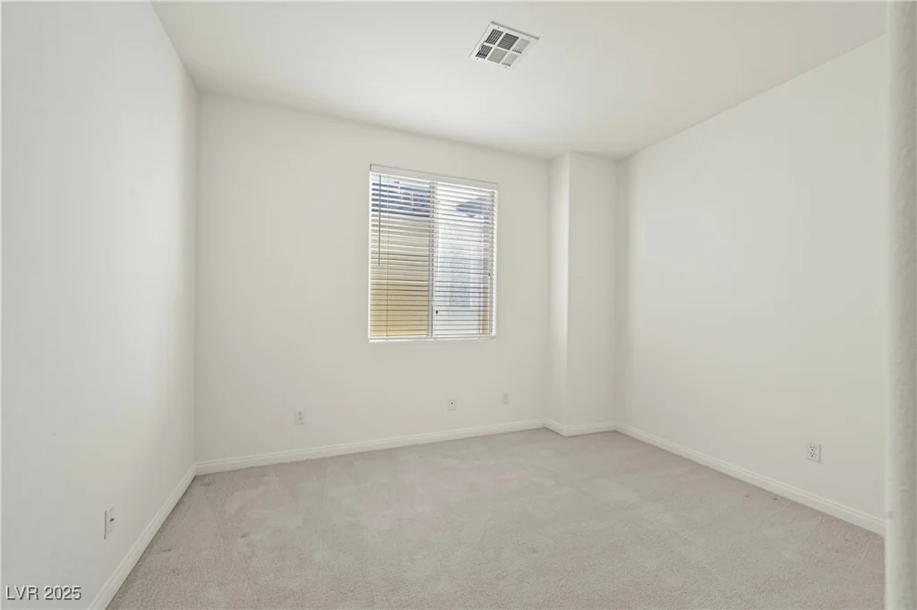 1712 Warrenville, Las Vegas, NV 89117
