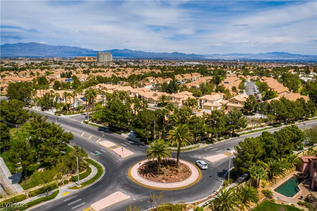 1712 Warrenville, Las Vegas, NV 89117