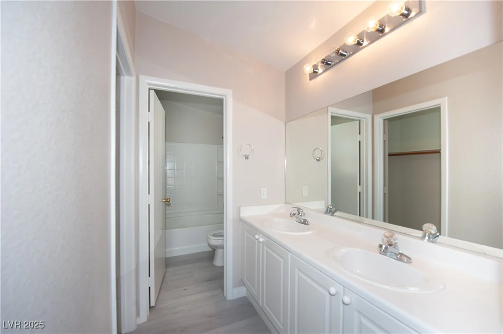 8628 Tomnitz, Las Vegas, NV 89178