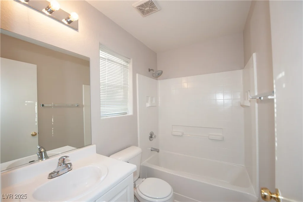 8628 Tomnitz, Las Vegas, NV 89178