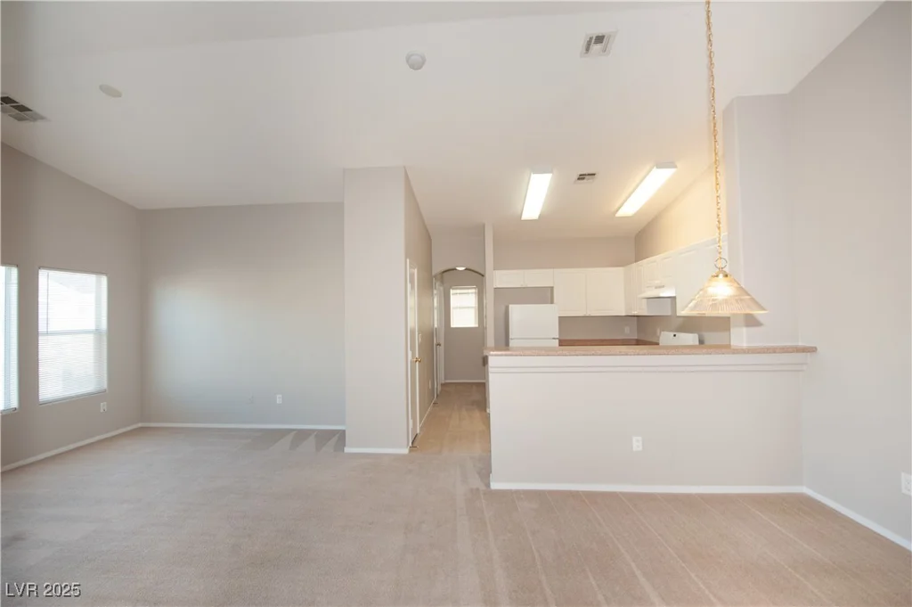 8628 Tomnitz, Las Vegas, NV 89178