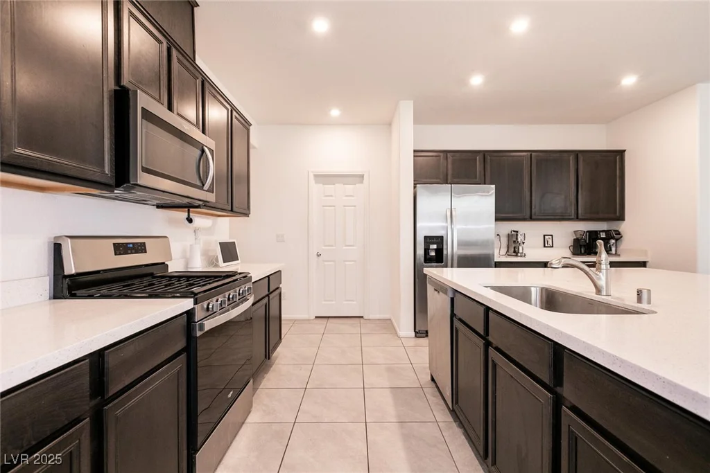 6130 Sinks Canyon, Las Vegas, NV 89130
