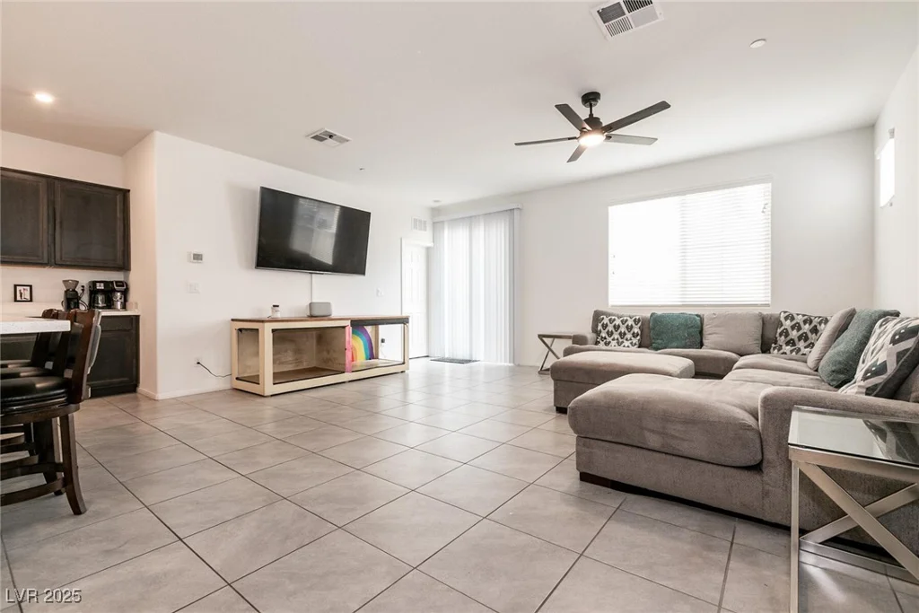 6130 Sinks Canyon, Las Vegas, NV 89130