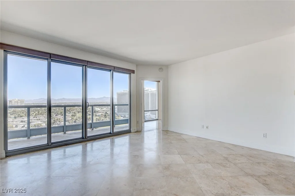 322 Karen, Las Vegas, NV 89109