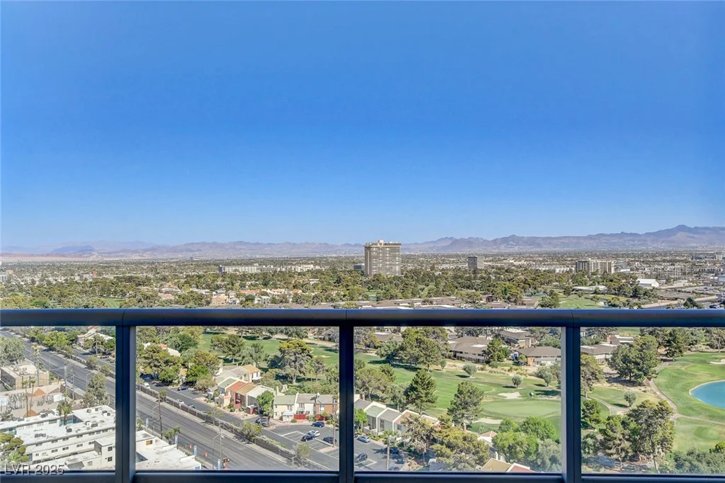 322 Karen, Las Vegas, NV 89109