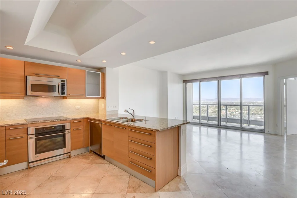 322 Karen, Las Vegas, NV 89109