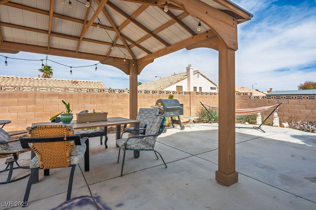 938 Carnival, Las Vegas, NV 89123
