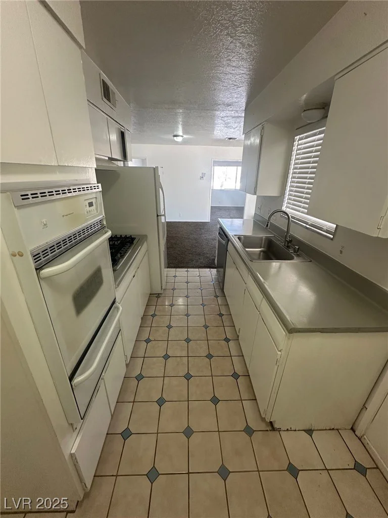 5129 Sugarfoot, Las Vegas, NV 89107