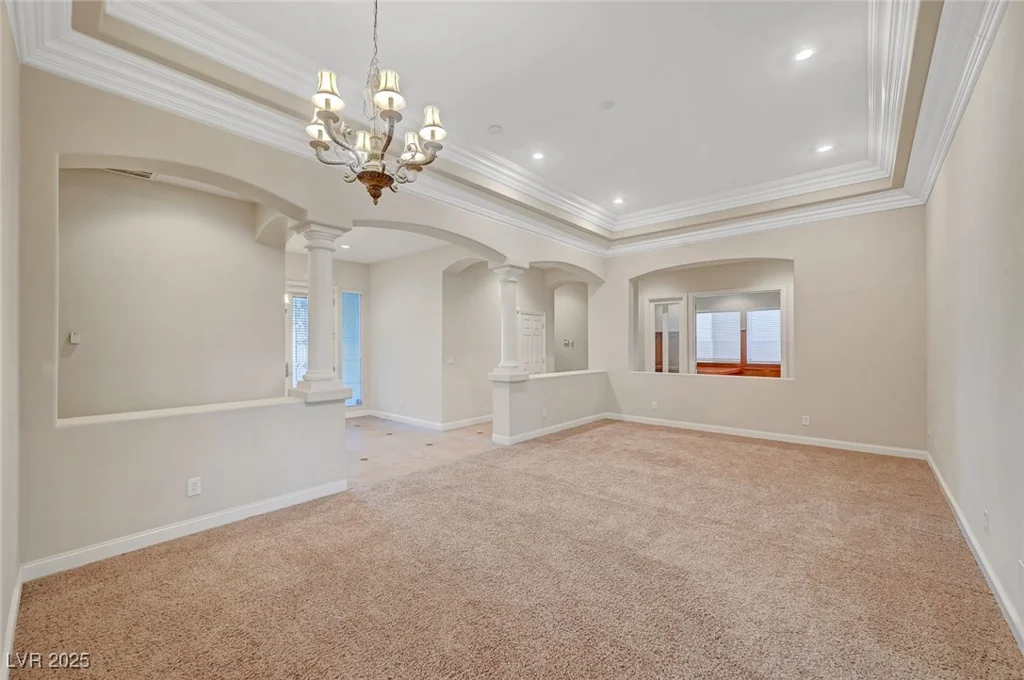 9485 Parkmoor, Las Vegas, NV 89149