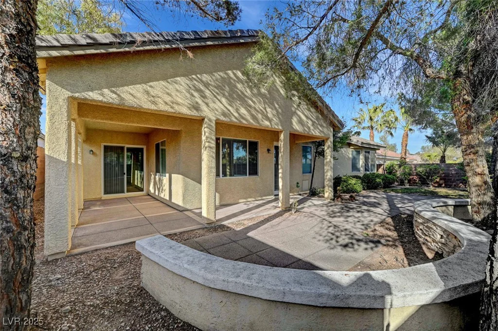 9485 Parkmoor, Las Vegas, NV 89149