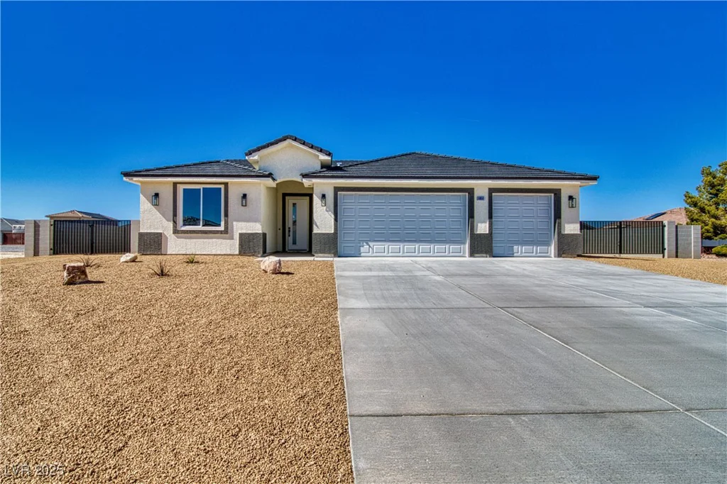 6631 Parkwood, Pahrump, NV 89061