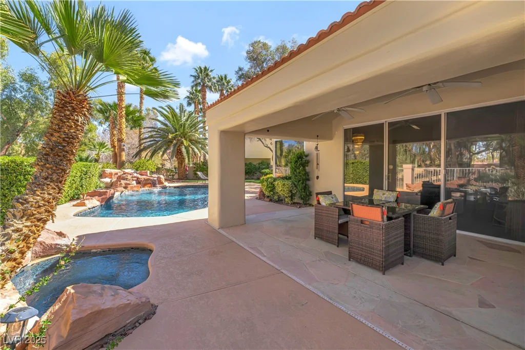 7608 Painted Dunes, Las Vegas, NV 89149