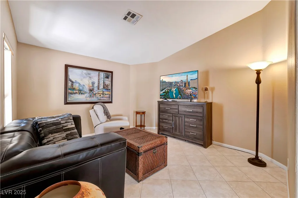 7608 Painted Dunes, Las Vegas, NV 89149