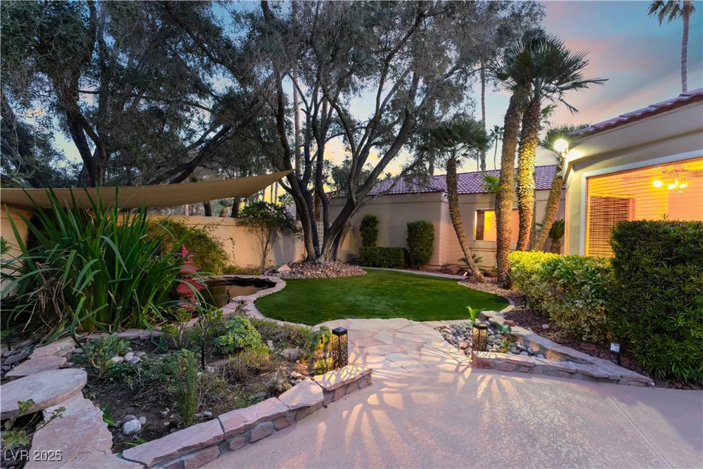 7608 Painted Dunes, Las Vegas, NV 89149