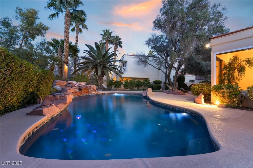 7608 Painted Dunes, Las Vegas, NV 89149
