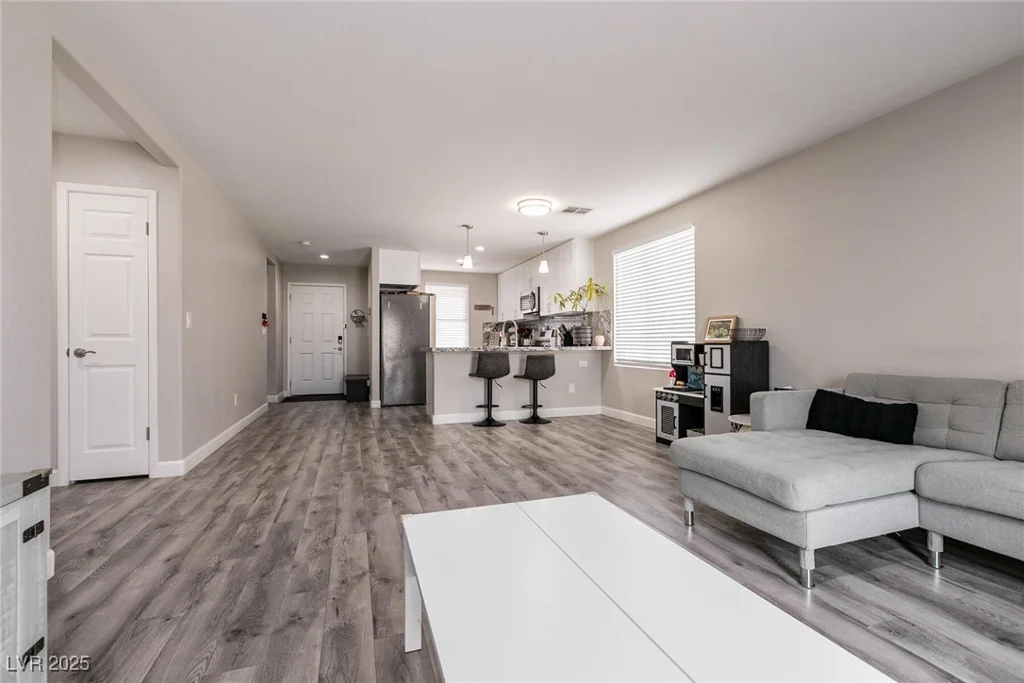 652 Carlos Julio, North Las Vegas, NV 89031
