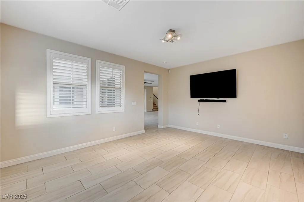 1004 Bluebird Ridge, North Las Vegas, NV 89084