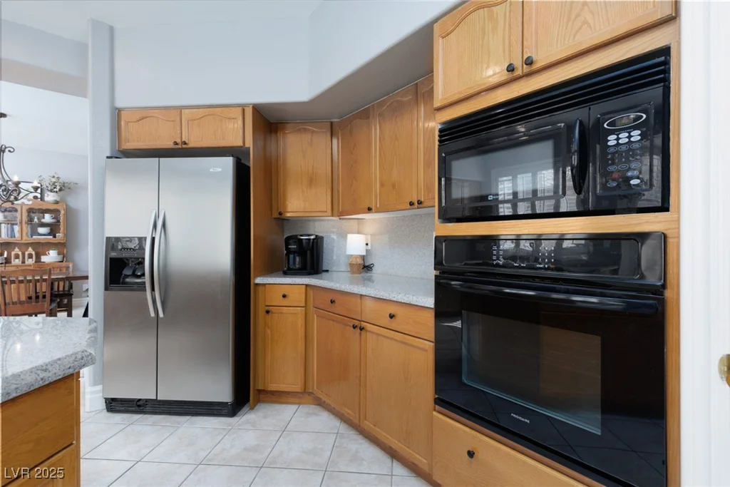 21 Ocean Harbour, Las Vegas, NV 89148