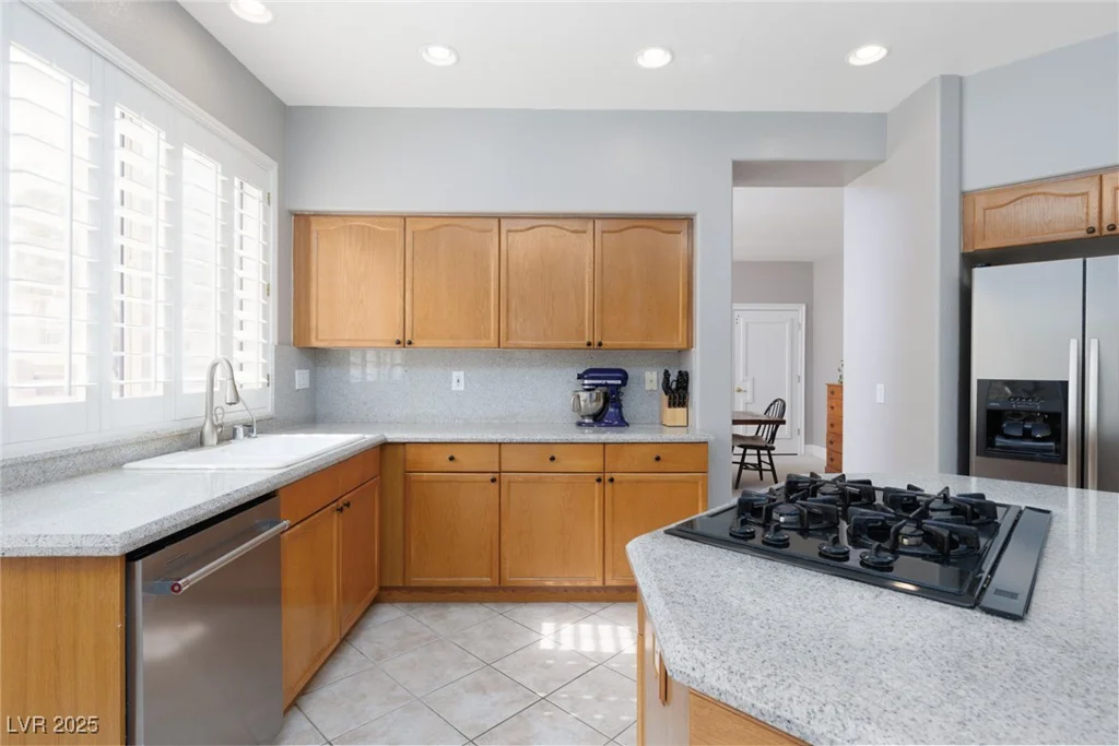 21 Ocean Harbour, Las Vegas, NV 89148