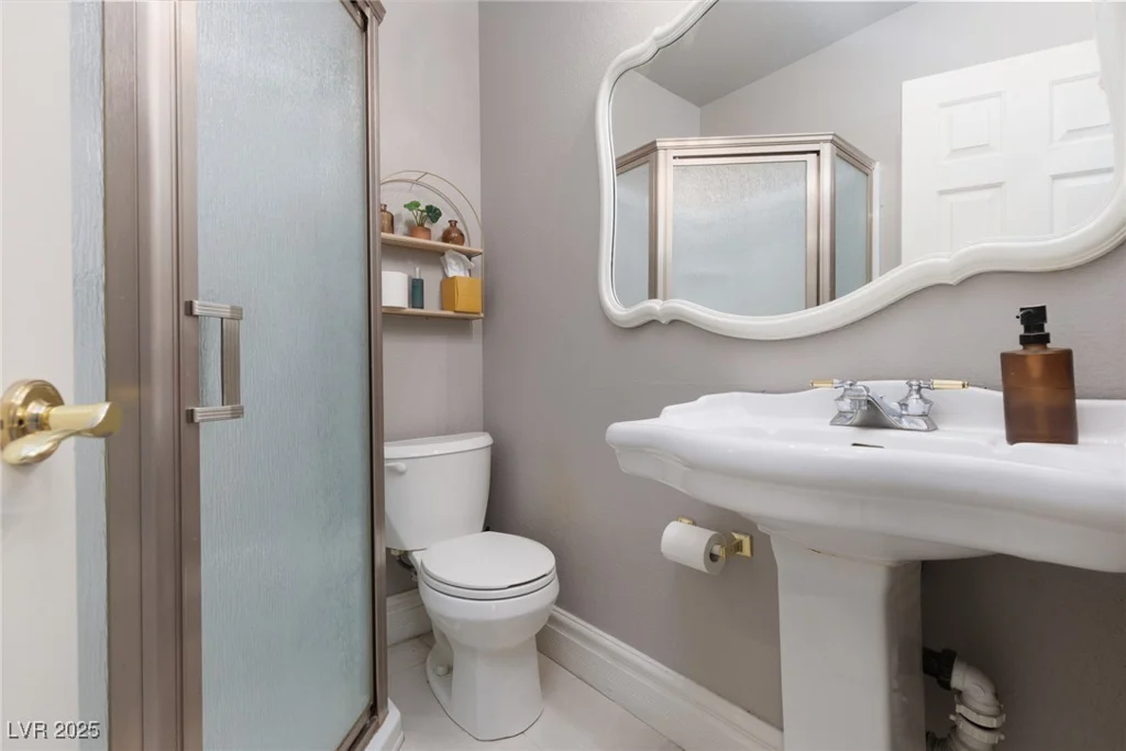 21 Ocean Harbour, Las Vegas, NV 89148