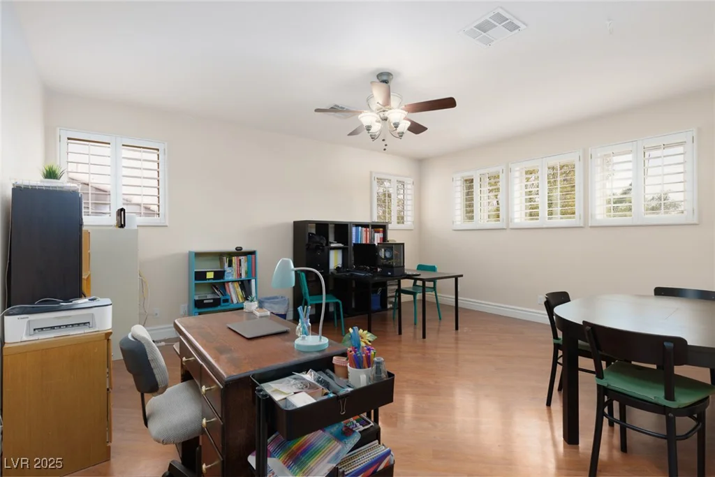 21 Ocean Harbour, Las Vegas, NV 89148