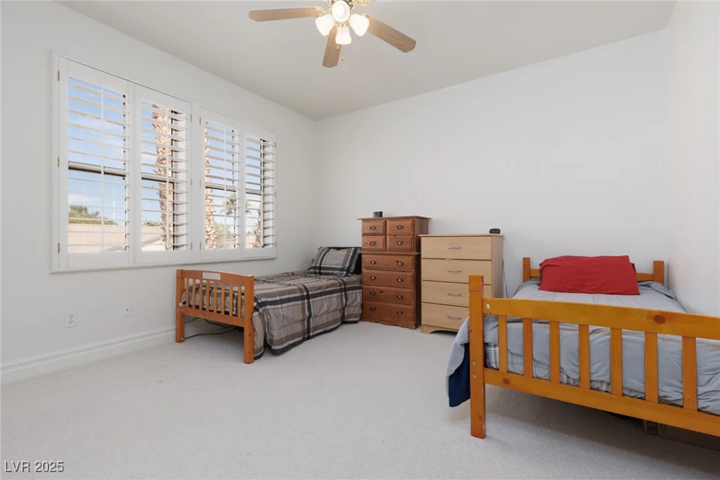 21 Ocean Harbour, Las Vegas, NV 89148